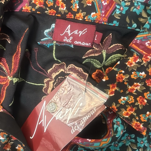 Avanti Blue and Red embroidery Oversized Button Down Shirt - Picture 7 of 8